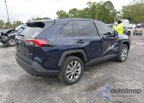 2023 Toyota Rav4 Xle Premium z USA, uszkodzony, nr VIN 2T3C1RFV7PW296934